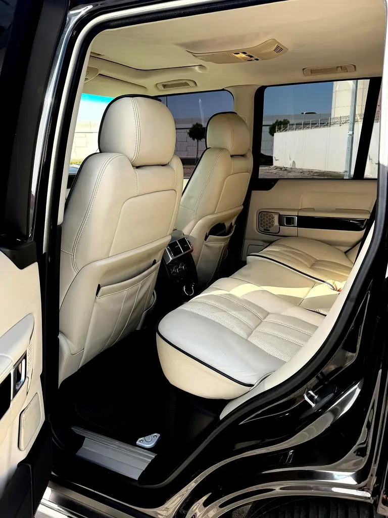 L322 Vogue Supercharged Facelifted 2008 - Image 18