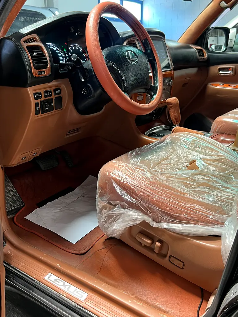 Lexus LX 470, 2004, GCC Specs - Image 15