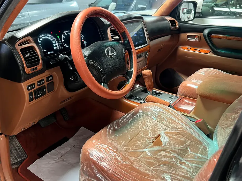 Lexus LX 470, 2004, GCC Specs - Image 16