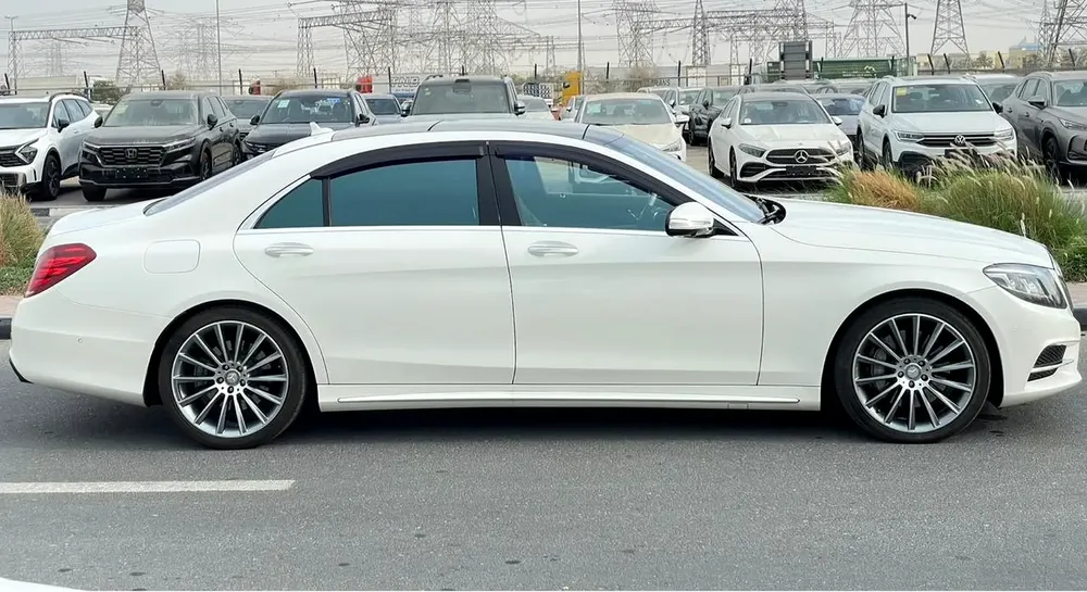 2015 - BENZ S550 - PREMIUM EDITION - FULL OPTION - ONLY 85,000 KM - Image 4