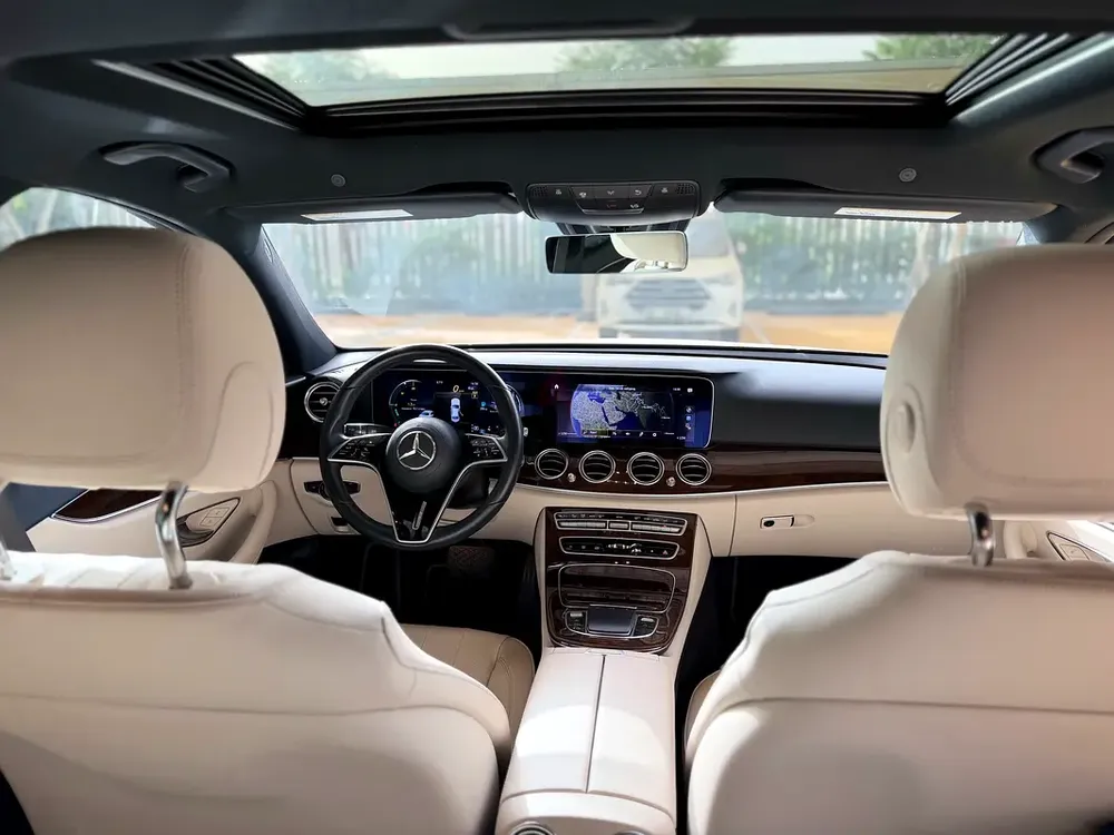 2023 Mercedes-Benz E 350 | Low Mileage | Pristine Condition | Luxury Sedan - Image 11