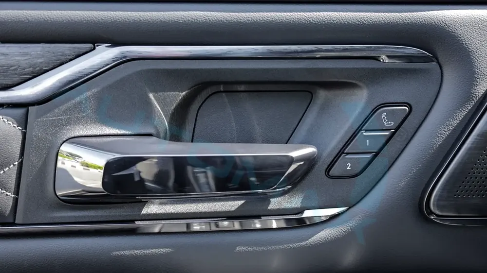 ( For Export ) 2026/2026 RAM 1500 Limited Crew Cab Hurricane H.O 3.0TT GCC BRAND NEW - Image 18