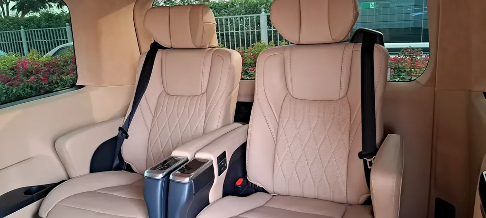 GRANVIA 2025 PREMIUM VIP TAN WOODEN INTERIOR + FULL OPTION GCC WARRANTY FUTTAIM -ORGINAL PAINT 100% - Image 12