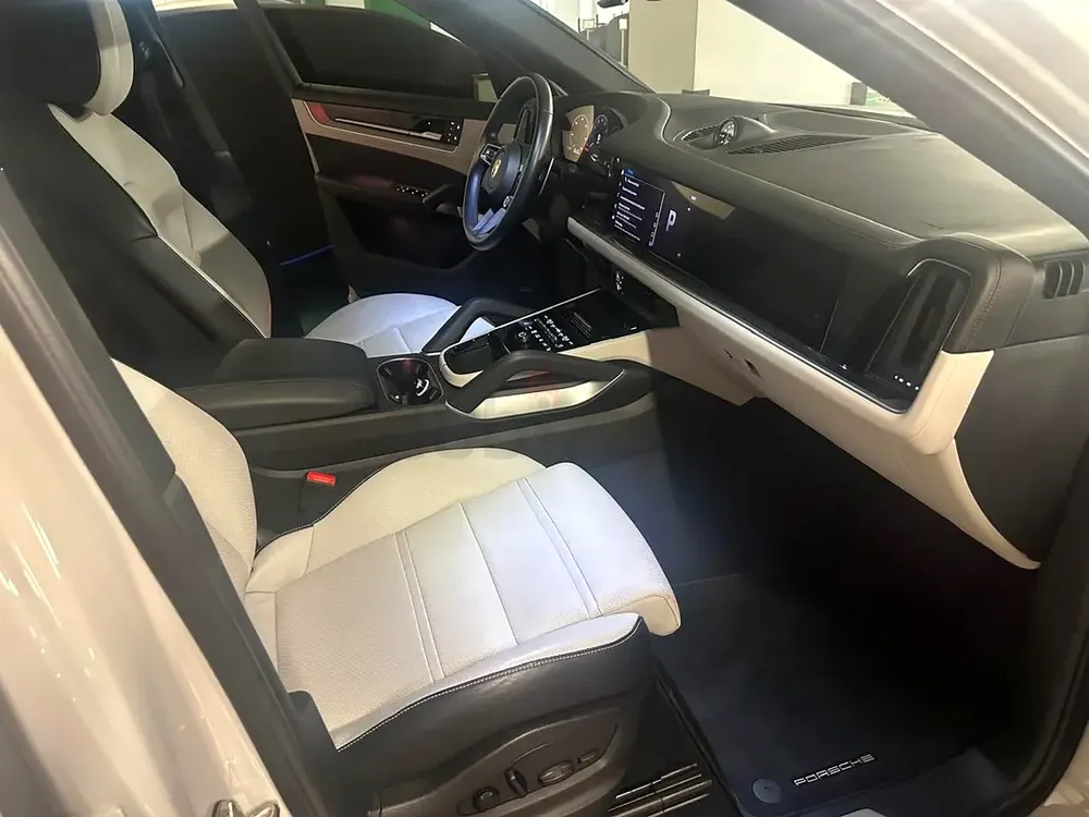 Porsche Cayenne 2024 GCC Specs - Image 7