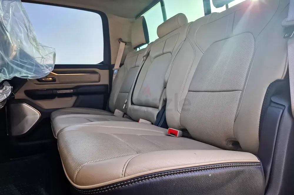 AED 2052/month | 2020 Dodge Ram 1500 Limited | GCC Specs | Ref#273652 - Image 7