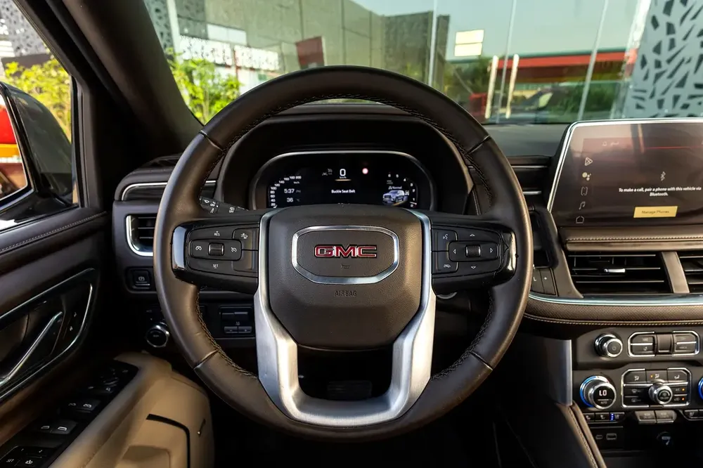 GMC Yukon SLT 2023 GCC | Agency Warranty - Image 16