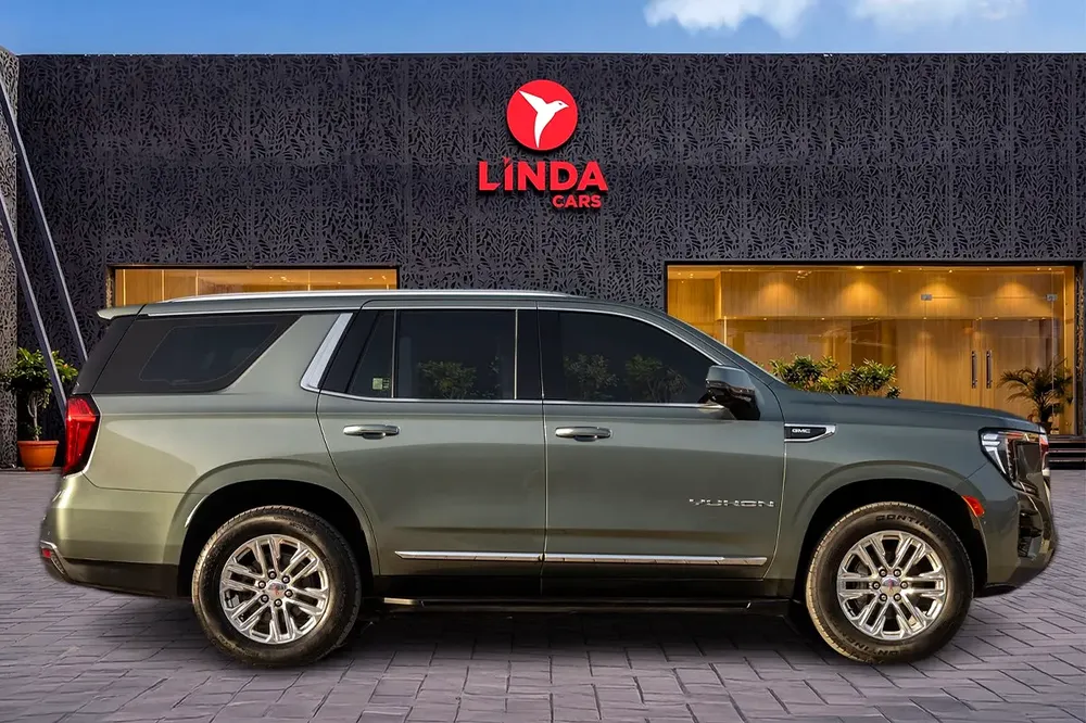 GMC Yukon SLT 2023 GCC | Agency Warranty - Image 6
