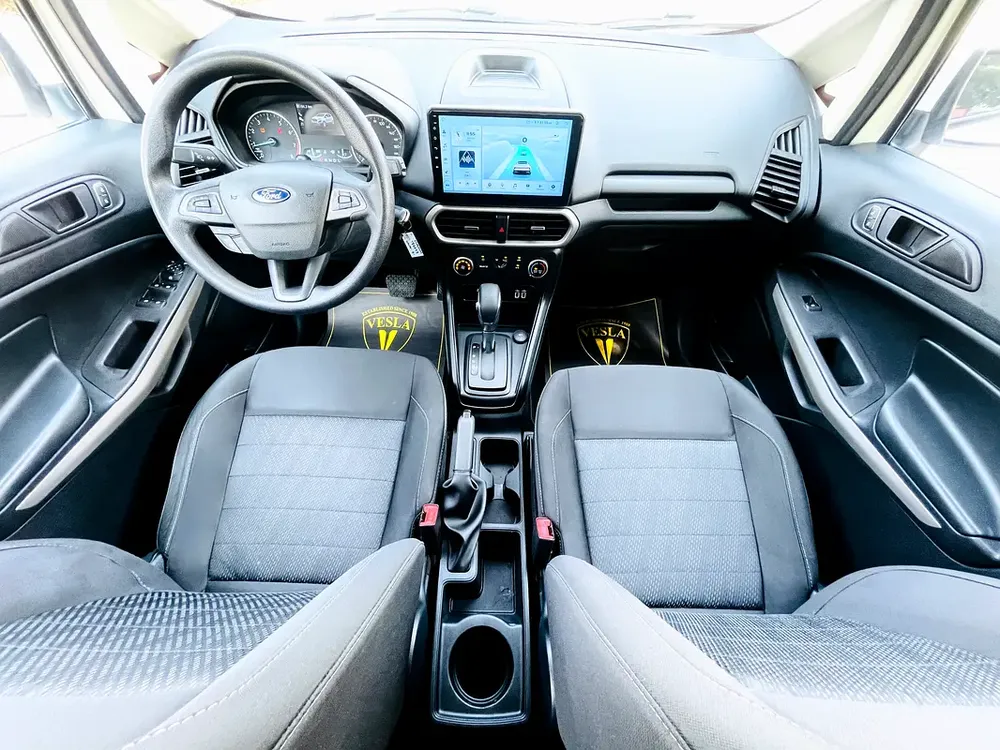 UNLIMITED MILEAGE WARRANTY / CRUISE CONTROL + NAVIGATION + CAMERA + APPLE PLAY / IN HOUSE FINANCE - Image 20