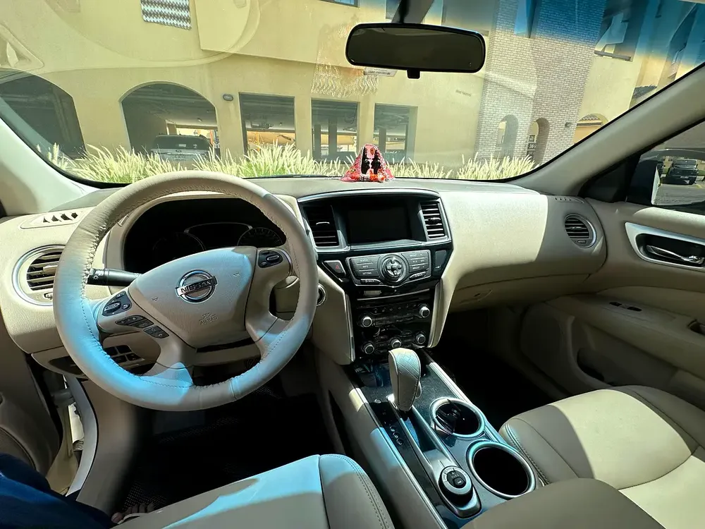 Nissan Pathfinder SV 2015 GCC Specs - Image 6