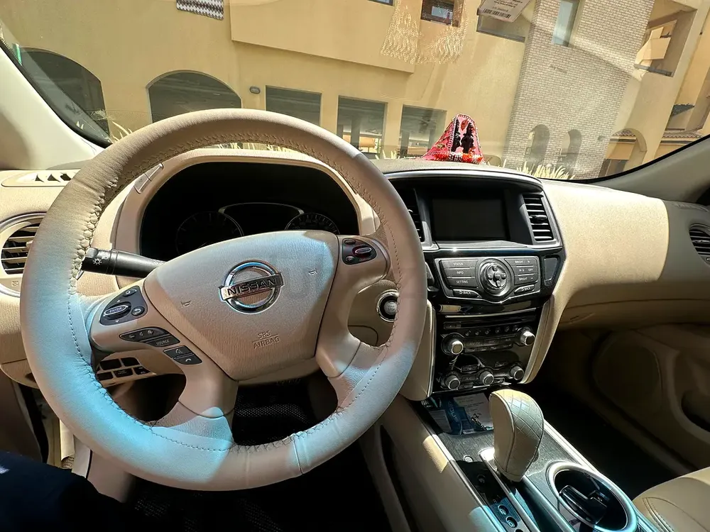Nissan Pathfinder SV 2015 GCC Specs - Image 8