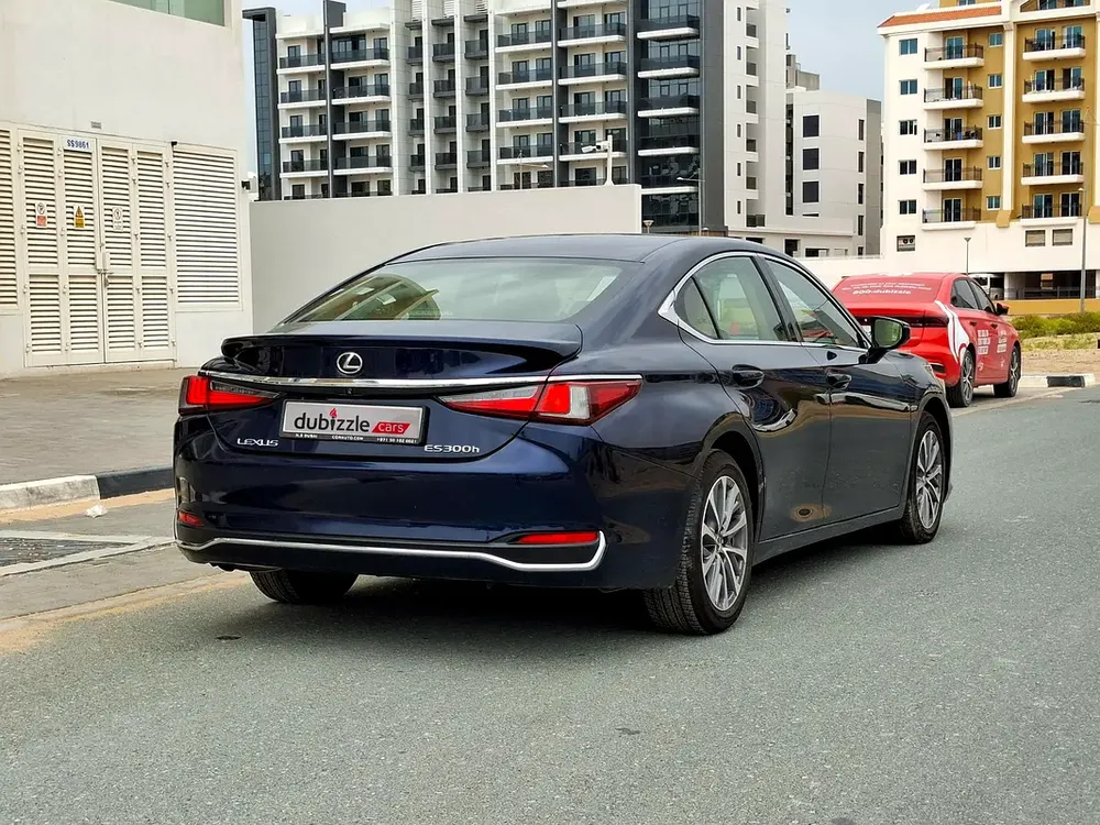 AED 1824/month | 2023 Lexus ES-Series ES 300h | GCC Specs | Ref#450560 - Image 6