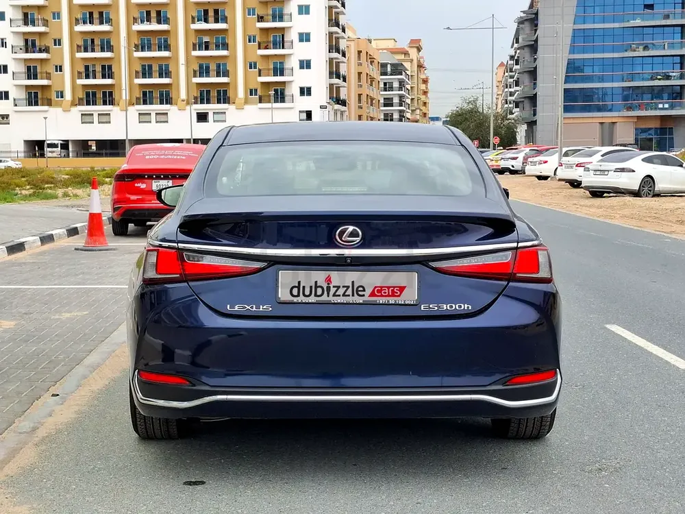 AED 1824/month | 2023 Lexus ES-Series ES 300h | GCC Specs | Ref#450560 - Image 7