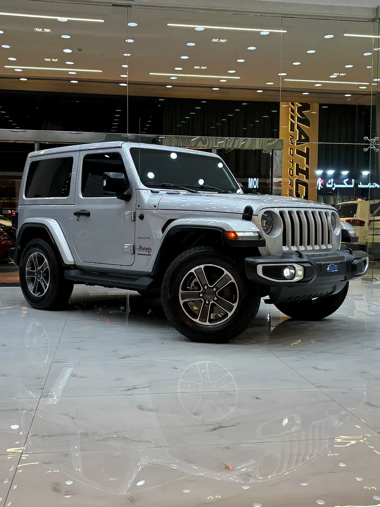 Jeep Wrangler Sahara Sport - Image 6