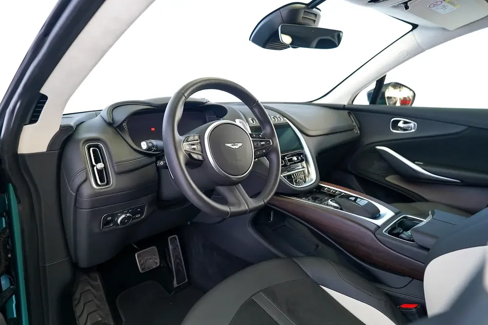 WARRANTY DEC 2026 | MATT GREEN | TWO TONE INTERIOR | PANORAMIC ROOF | DBX 550 - Image 10