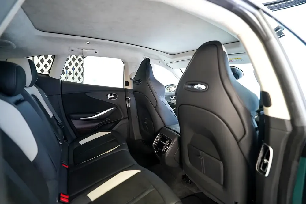WARRANTY DEC 2026 | MATT GREEN | TWO TONE INTERIOR | PANORAMIC ROOF | DBX 550 - Image 16