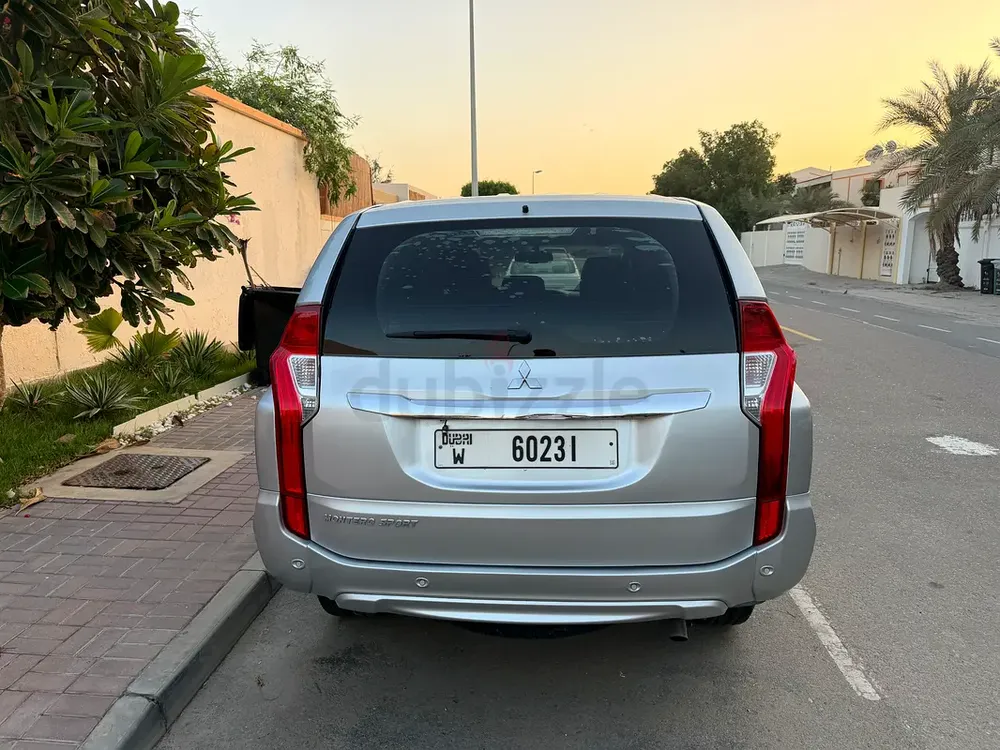 2016 Montero Sport 2WD First Owner Agency Maintained - Image 8