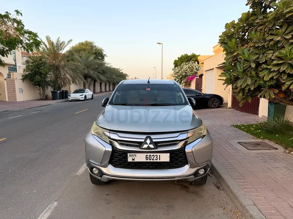 2016 Montero Sport 2WD First Owner Agency Maintained - Image 9