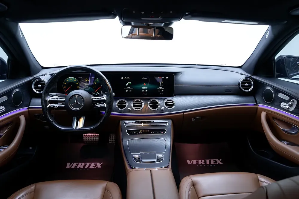 Mercedes-Benz E-Class E 300 4matic 2023 GCC Specs - Image 5