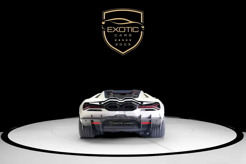 AD PERSONAM ALPHA | SPECIAL ORDER | DEALER SERVICE JUN 2028 | MATT CARBON INTERIOR | CARBON EXTERIOR - Image 4
