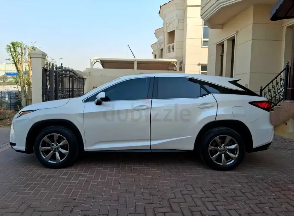 Lexus RX 350 Premier 2019 | GCC Specs | Pristine Condition - Image 4