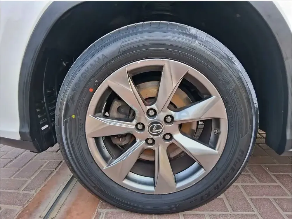 Lexus RX 350 Premier 2019 | GCC Specs | Pristine Condition - Image 8