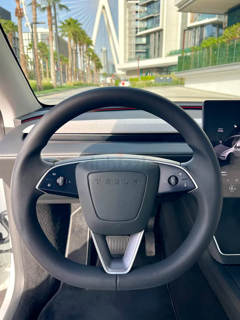 Y Premium Long Range Dual Motor/ GCC Spec/ Direct from owner/ One owner/ Tesla warranty - Image 12