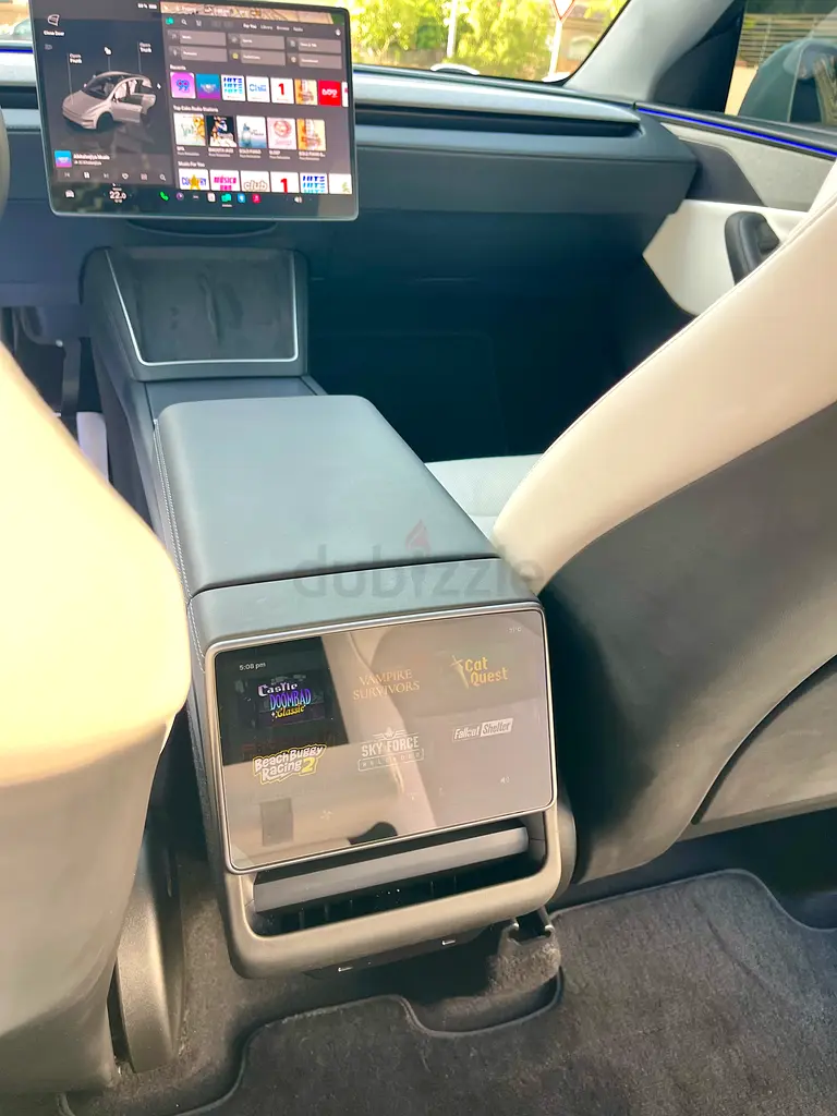 Y Premium Long Range Dual Motor/ GCC Spec/ Direct from owner/ One owner/ Tesla warranty - Image 19