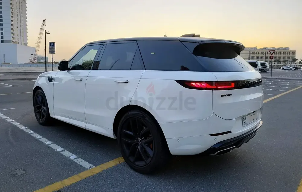 Range Rover Sport 2024 - Image 4