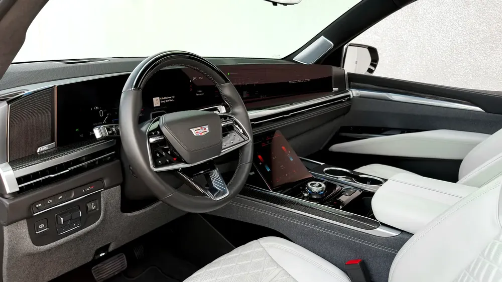 2025 Cadillac Escalade V I GCC I Warranty and service - Image 6