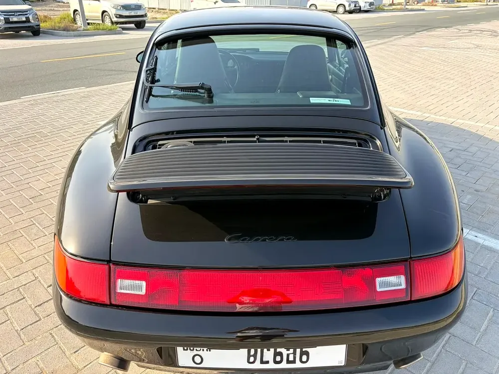 1996 Porsche 911 (993) Carrera - Japanese Specs - GCC Ready - Image 9