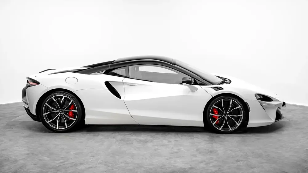 McLaren Artura - 2024 - GCC Specs - Under Warranty - Image 16