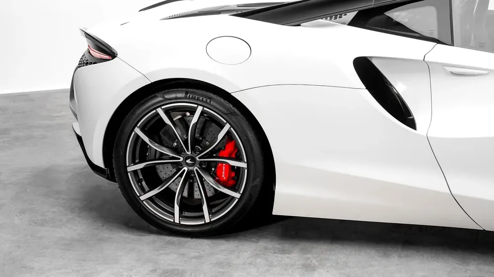 McLaren Artura - 2024 - GCC Specs - Under Warranty - Image 17