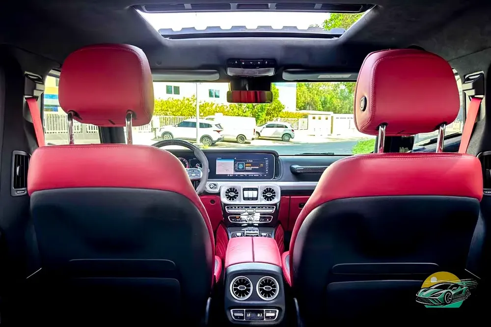 Mercedes-AMG G63 | 2019 | GCC Specs | Full Service History | Original Paint - Image 11