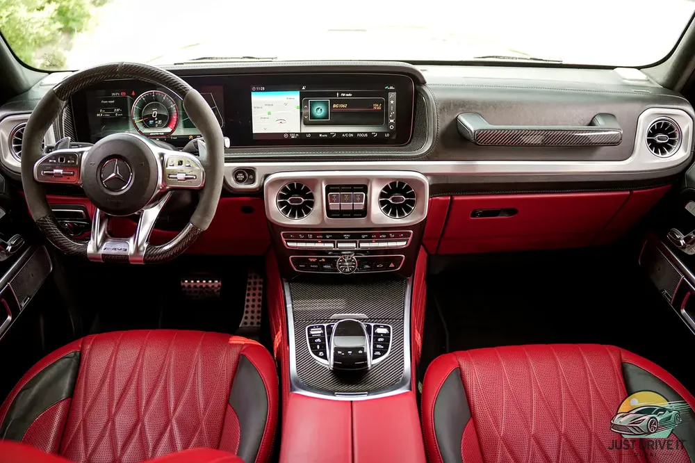 Mercedes-AMG G63 | 2019 | GCC Specs | Full Service History | Original Paint - Image 5