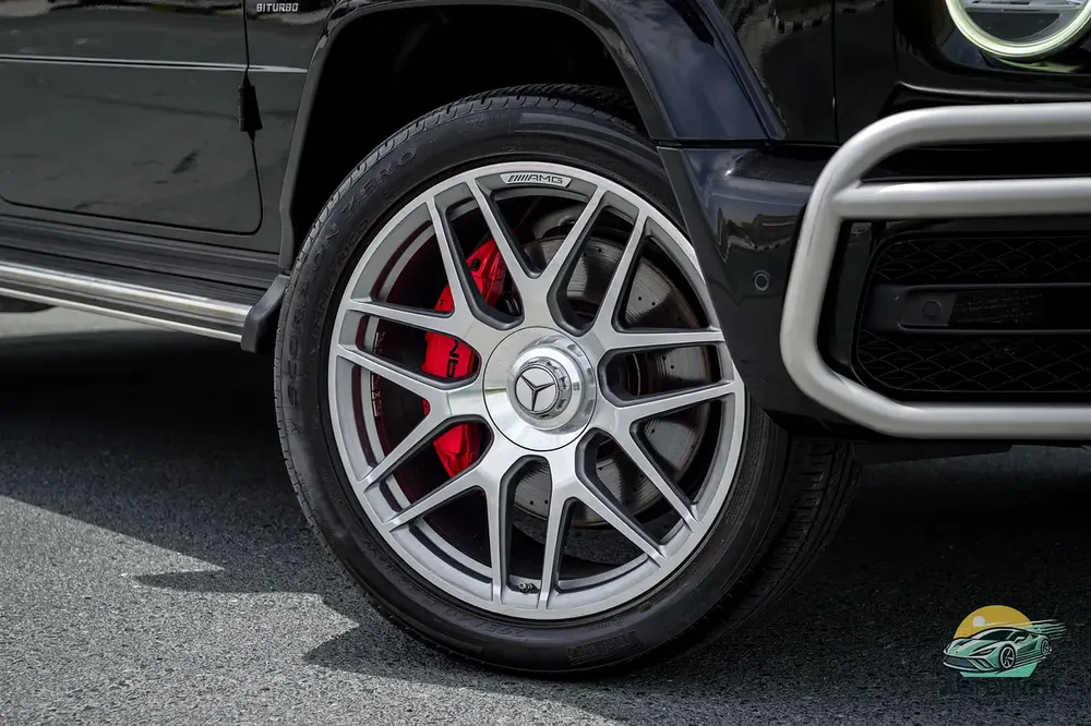 Mercedes-AMG G63 | 2019 | GCC Specs | Full Service History | Original Paint - Image 6