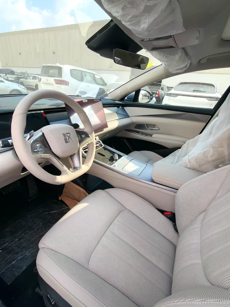 2025 BYD Han L EV 701KM Premium | Laser Radar | Luxury Electric Sedan - Image 8