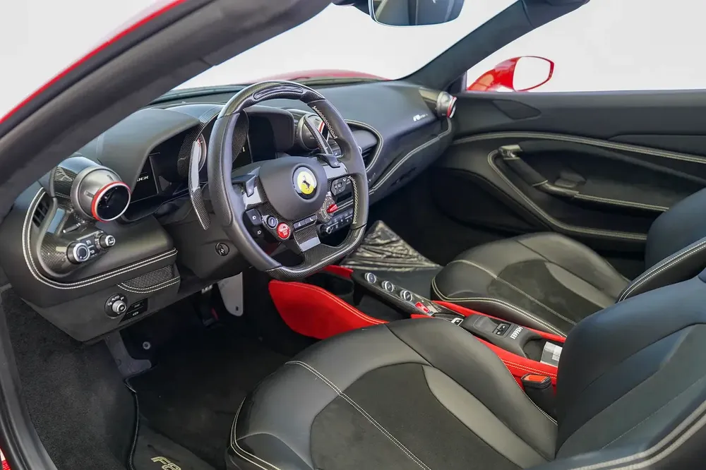 F8 SPIDER | CARBON INTERIOR | CARBON EXTERIOR | SERVICE CONTRAT TILL JULY 2029 - Image 11