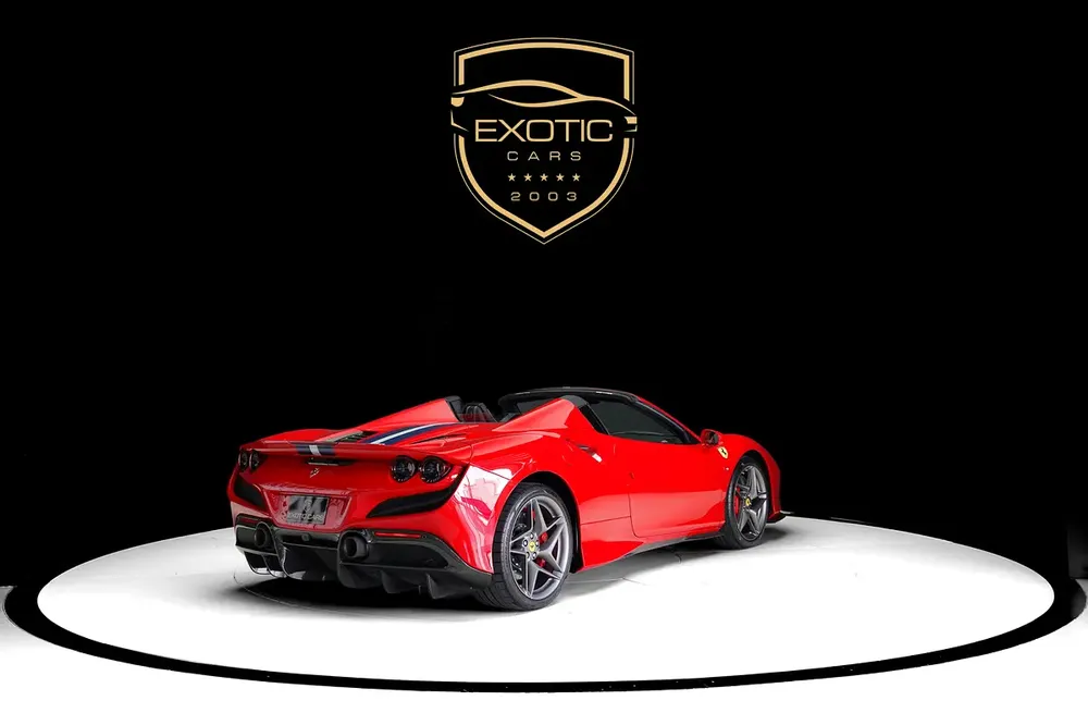 F8 SPIDER | CARBON INTERIOR | CARBON EXTERIOR | SERVICE CONTRAT TILL JULY 2029 - Image 4