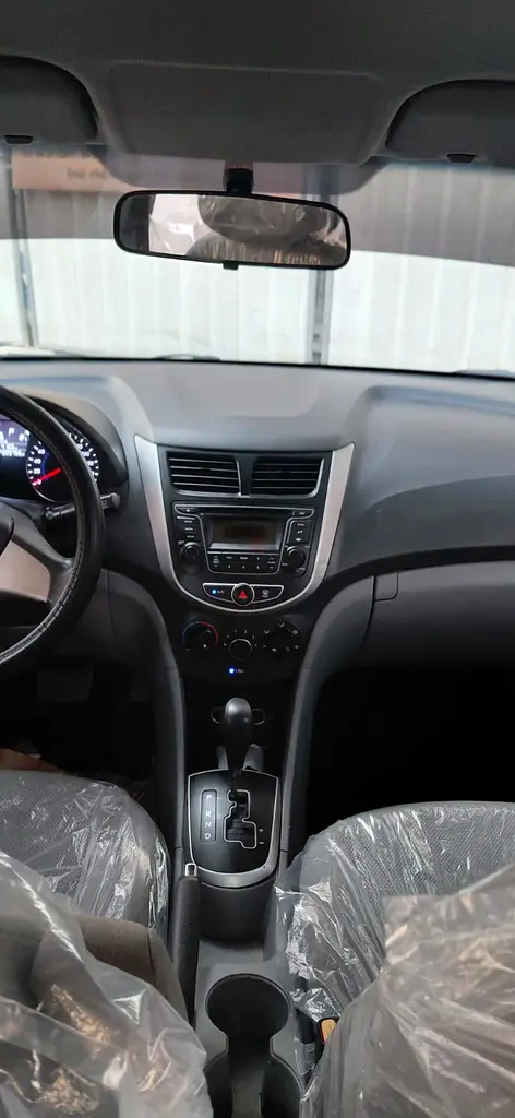 Hyundai Accent 2015, south Korea - Image 7