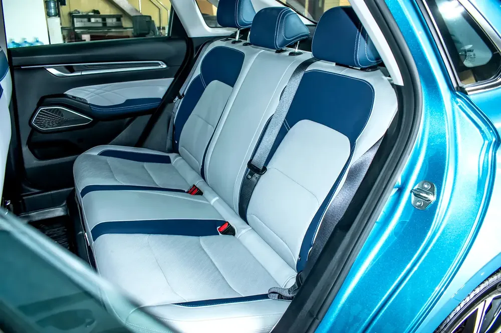 GEELY WARRANTY 2028 / 150,000 KM | SUNROOF | LEATHER | 1.5 GCC | AED 750 PM - Image 17