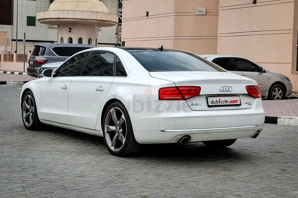 Inspected Car | 2013 Audi A8  | GCC Specs | Ref#406100 - Image 8