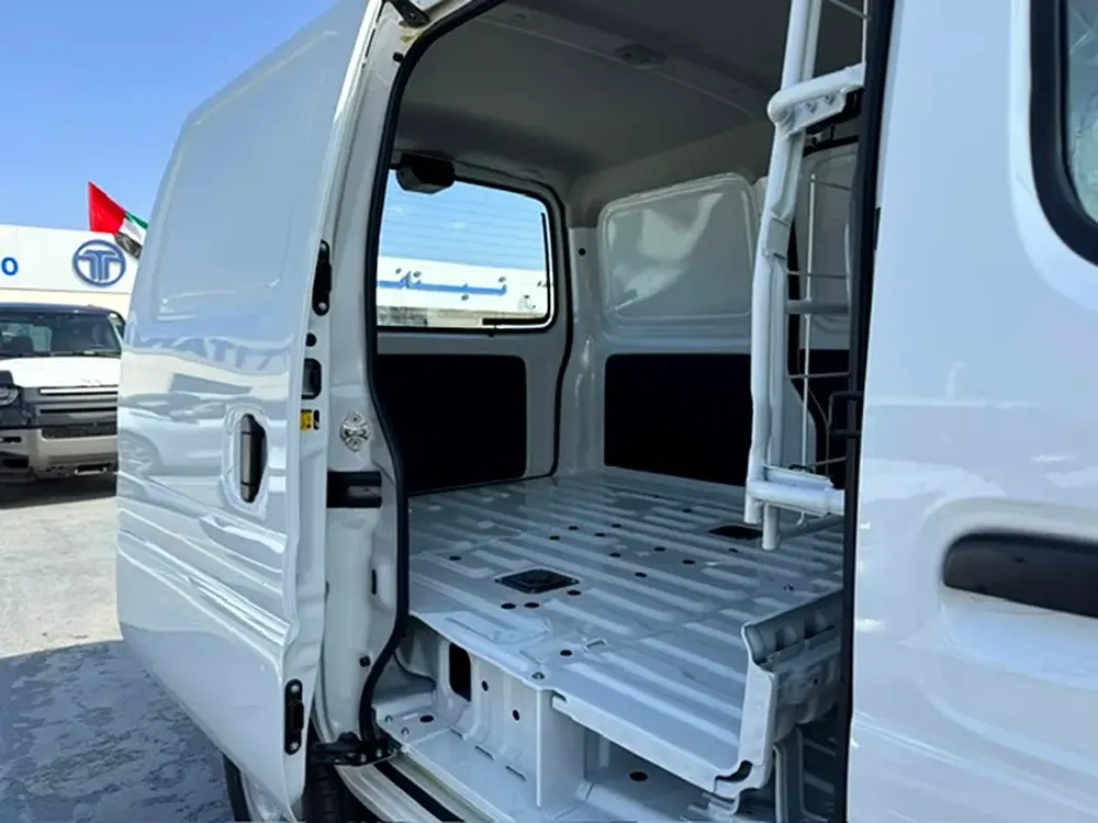 Suzuki Eco Cargo Van GCC Export @ 29500-/AED - Image 11