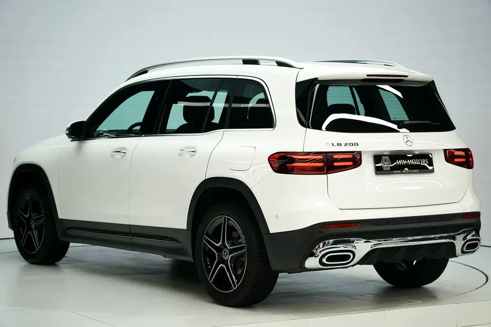 Summer Offer | Mercedes-Benz GLB 200 SUV | 2025 GCC 0km | Agency Warrany - Image 4