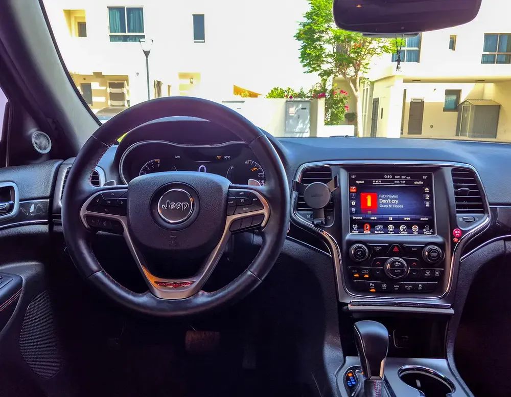 AED 1084/month | 2017 Jeep Grand Cherokee  | GCC Specs | Ref#467477 - Image 10