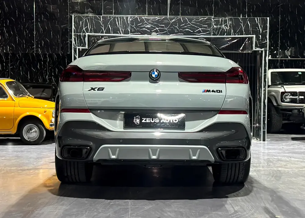 2024 BMW X6 M40i, 2028 BMW Warranty + Service Pack, Fully Loaded, Very Low Kms, GCC - Image 5