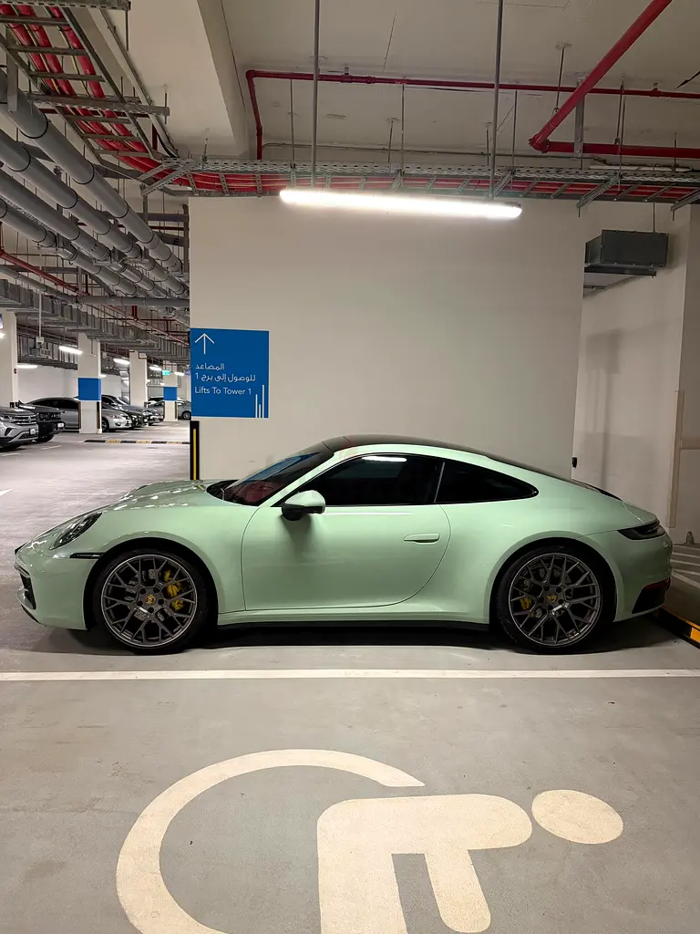 2021 Porsche 911 Carrera | GCC Specs | Pristine Condition - Image 4