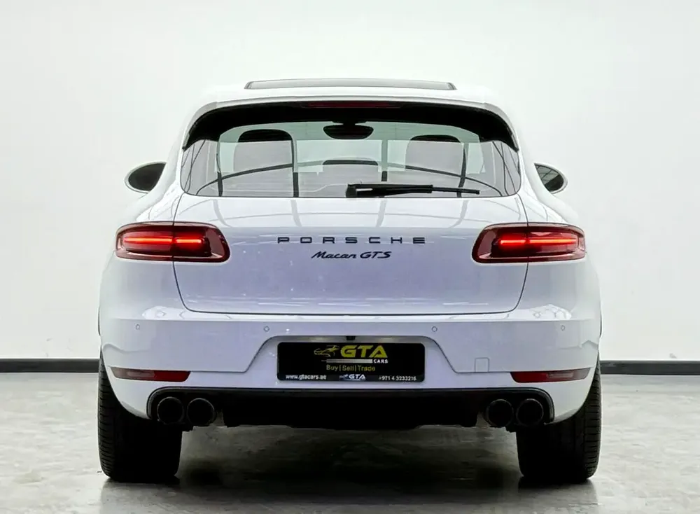 2017 Porsche Macan GTS, 2027 Porsche Warranty, Full Porsche Service History, Fully Loaded, GCC - Image 5