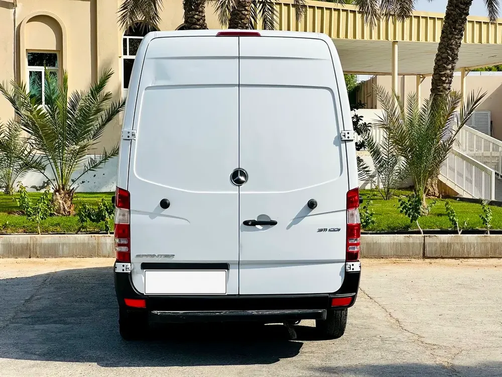 Mercedes Benz Sprinter 2016 Caravan Pet Grooming - Image 11