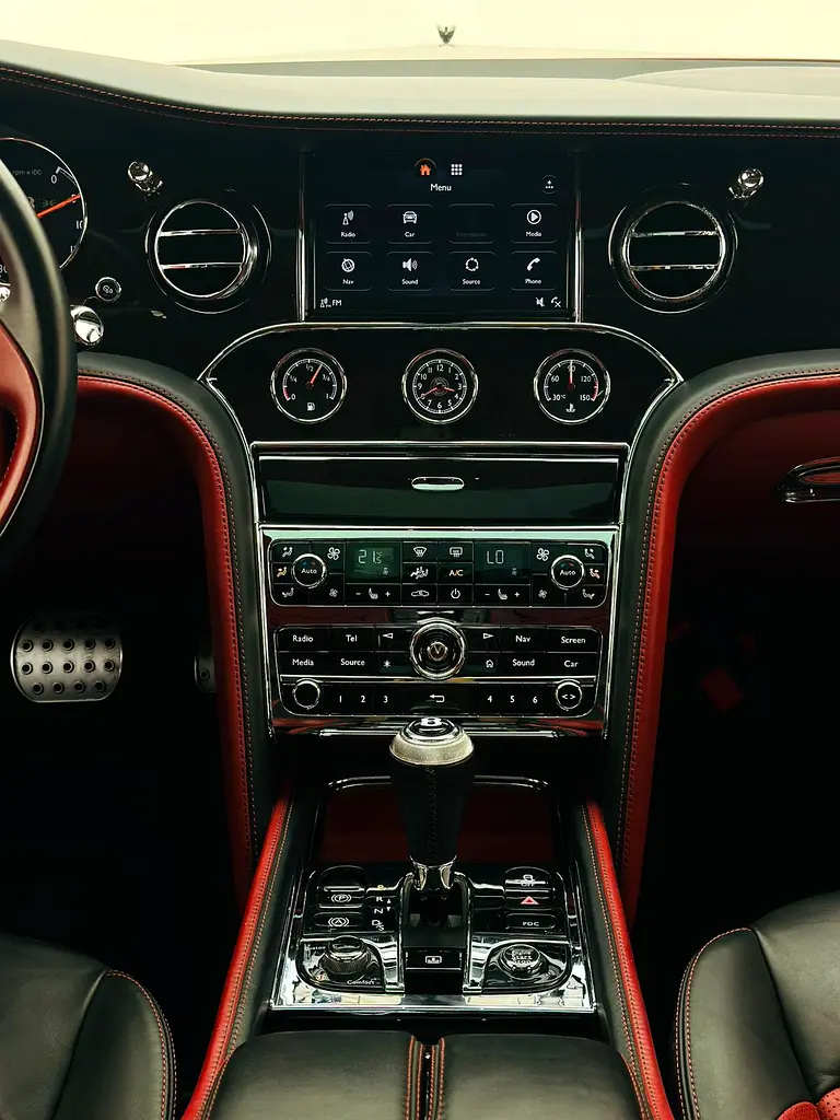 Bentley Mulsanne Special Edition 2016 - GCC Specs - Pristine Condition - Image 7