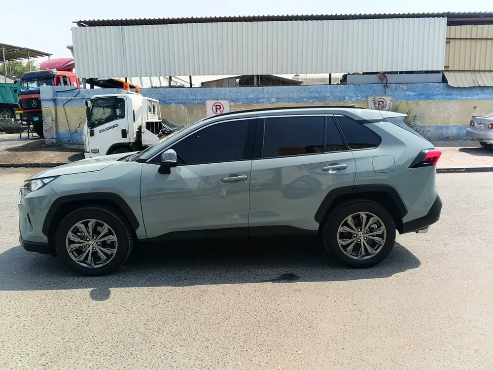 Toyota RAV4 GXR 2024 GCC Specs - Image 15